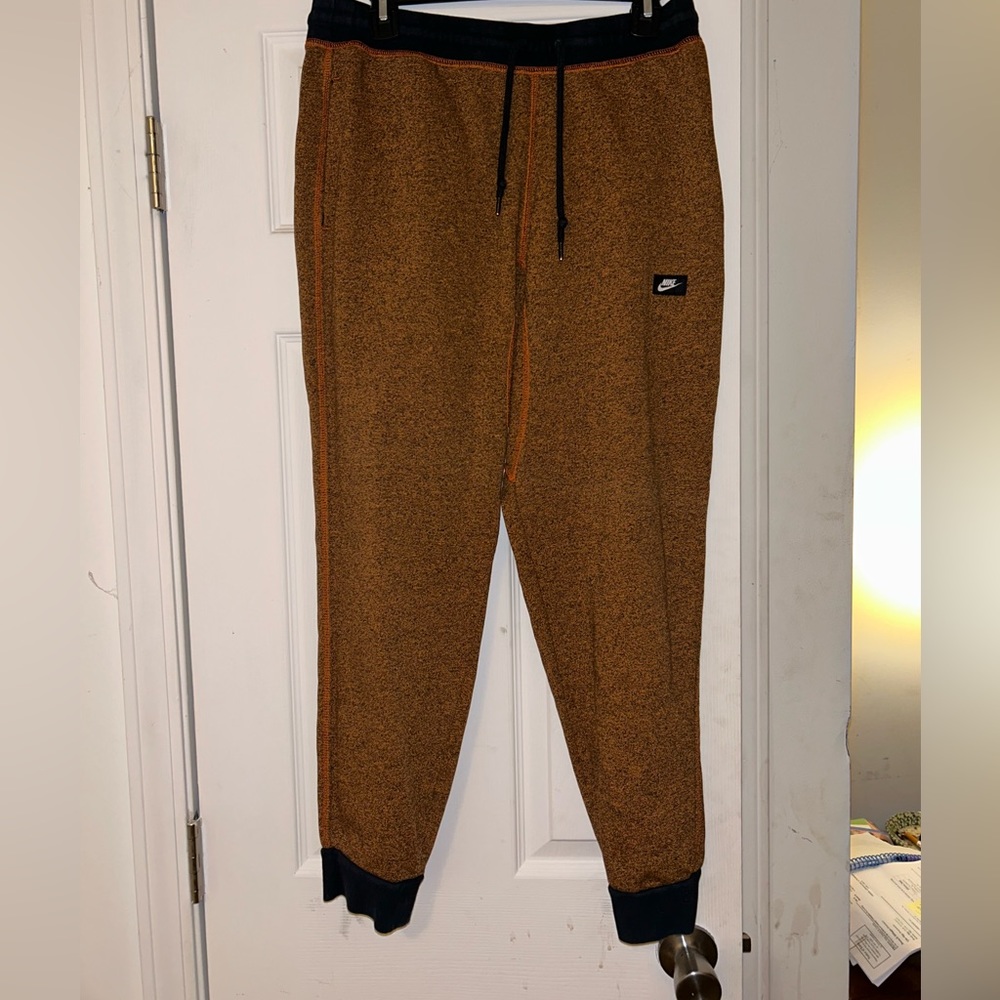 mens nike jogger orange/black size large